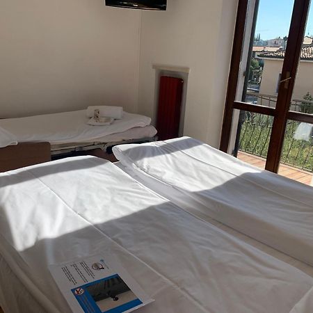 Hotel Santa Maria - Bardolino Town Center Εξωτερικό φωτογραφία
