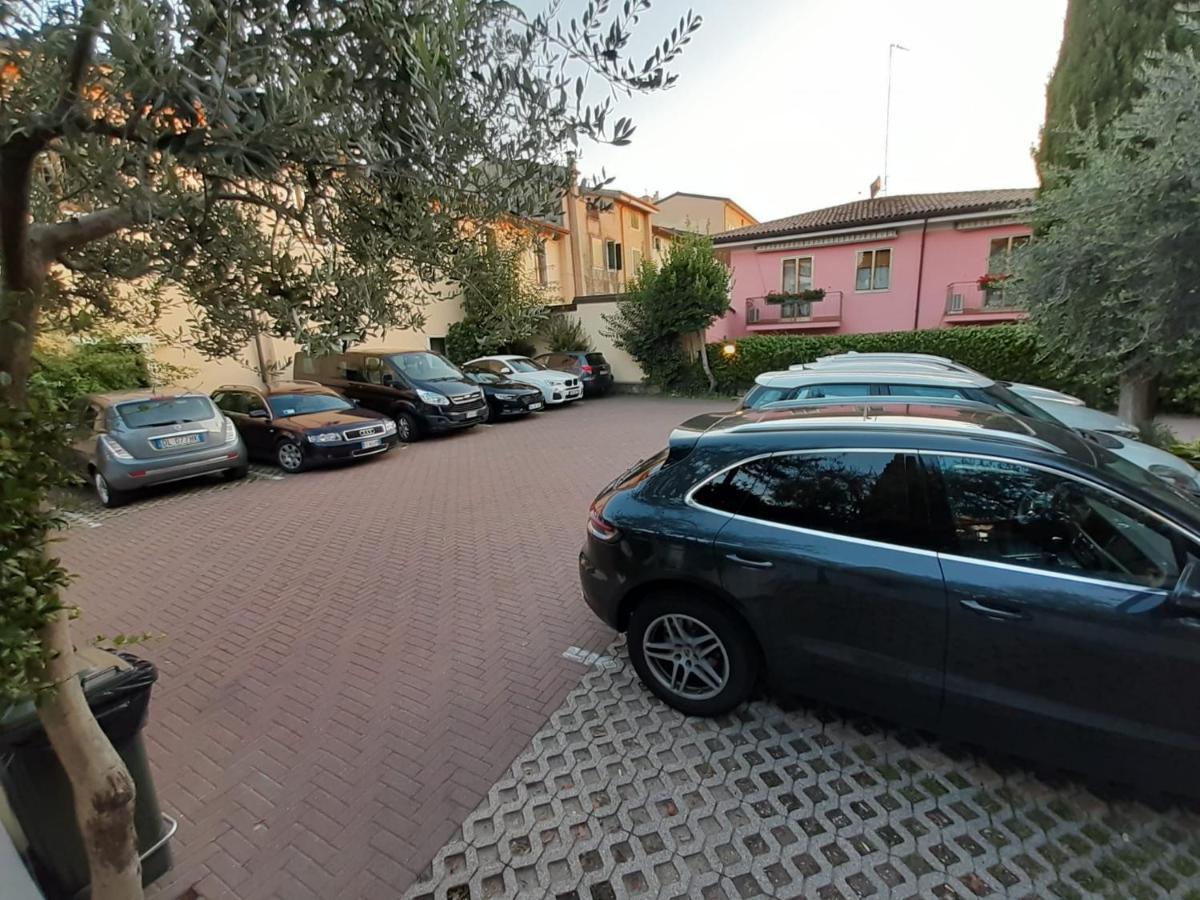 Hotel Santa Maria - Bardolino Town Center Εξωτερικό φωτογραφία