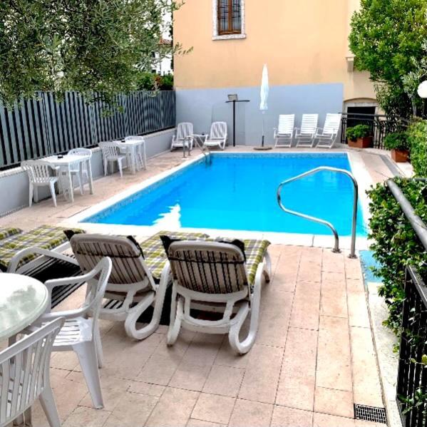 Hotel Santa Maria - Bardolino Town Center Εξωτερικό φωτογραφία