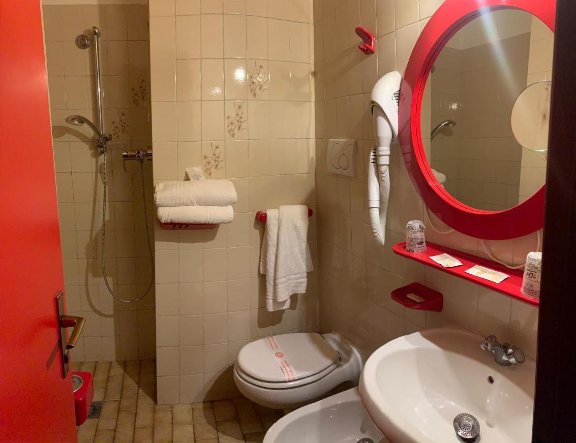 Hotel Santa Maria - Bardolino Town Center Εξωτερικό φωτογραφία