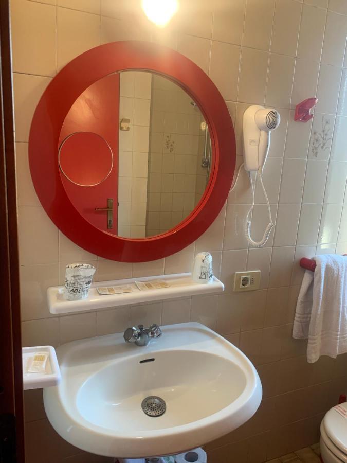 Hotel Santa Maria - Bardolino Town Center Εξωτερικό φωτογραφία